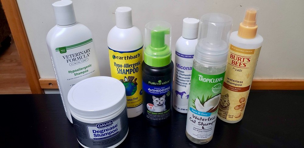 lineup of seven cat shampoos