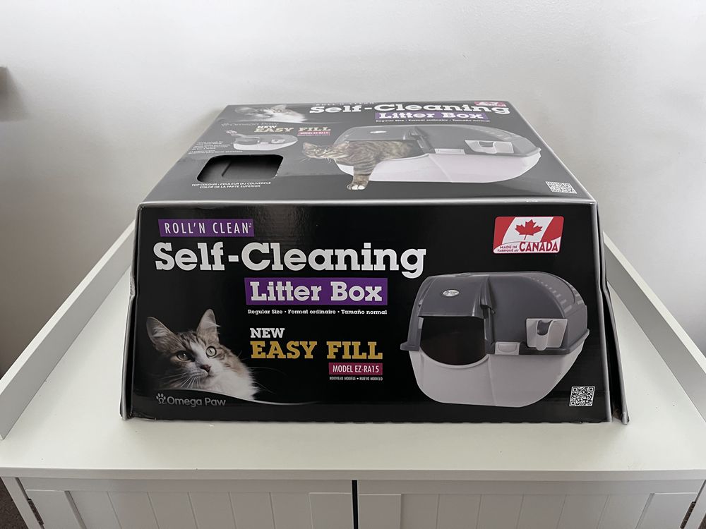 Omega Paw Roll’N Clean Cat Litter Box